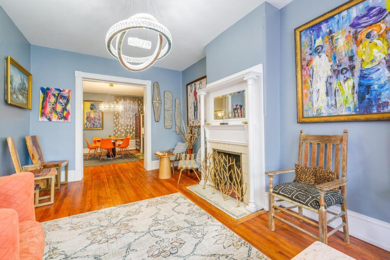 Holiday home Historic Georgetown Townhome Walkable Location! Washington
